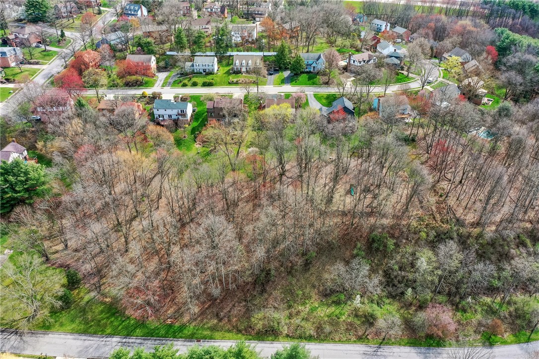 McCandless, Pennsylvania 15090, United States, 4 Bedrooms Bedrooms, ,3 BathroomsBathrooms,Residential,Active,105316