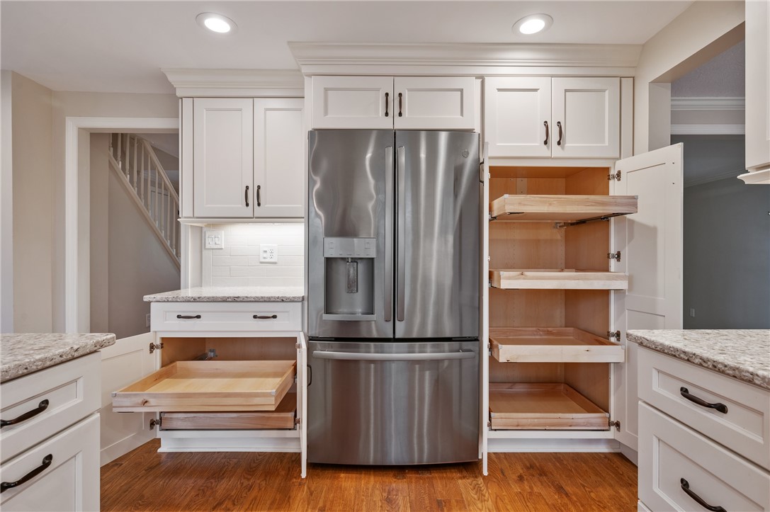 McCandless, Pennsylvania 15090, United States, 4 Bedrooms Bedrooms, ,3 BathroomsBathrooms,Residential,Active,105316