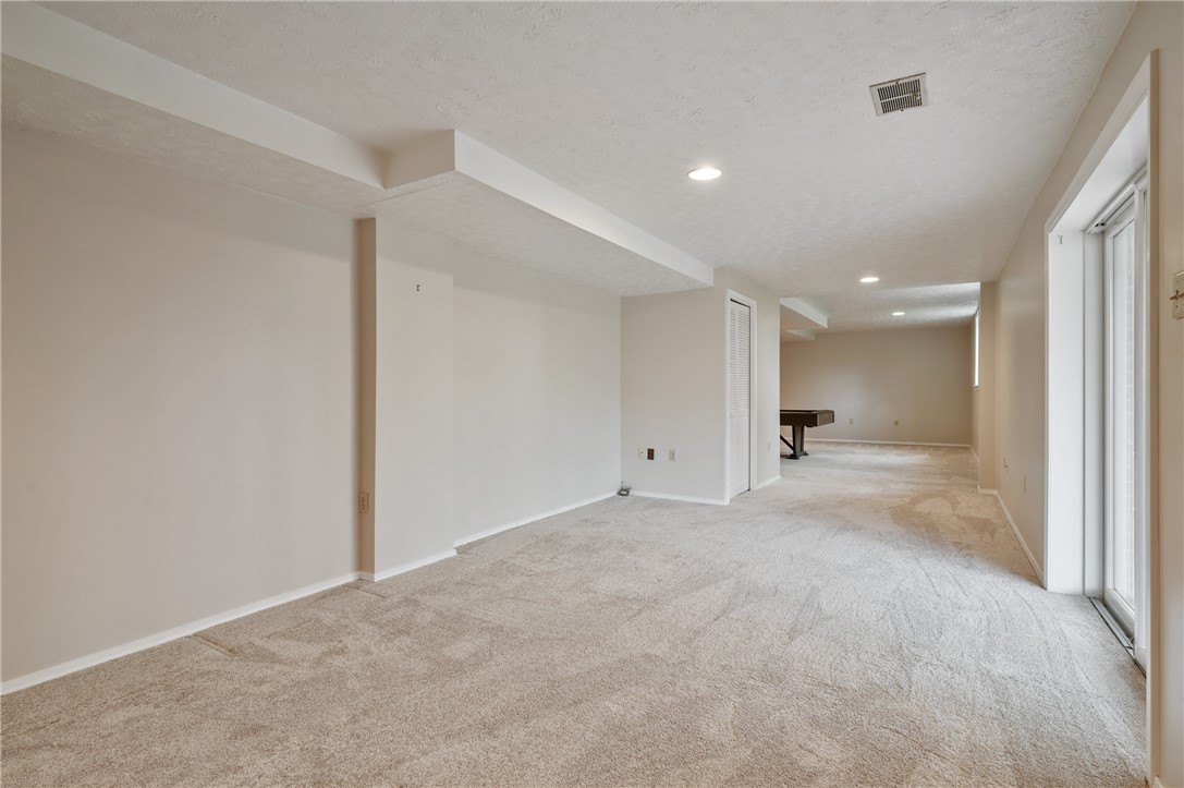 McCandless, Pennsylvania 15090, United States, 4 Bedrooms Bedrooms, ,3 BathroomsBathrooms,Residential,Active,105316