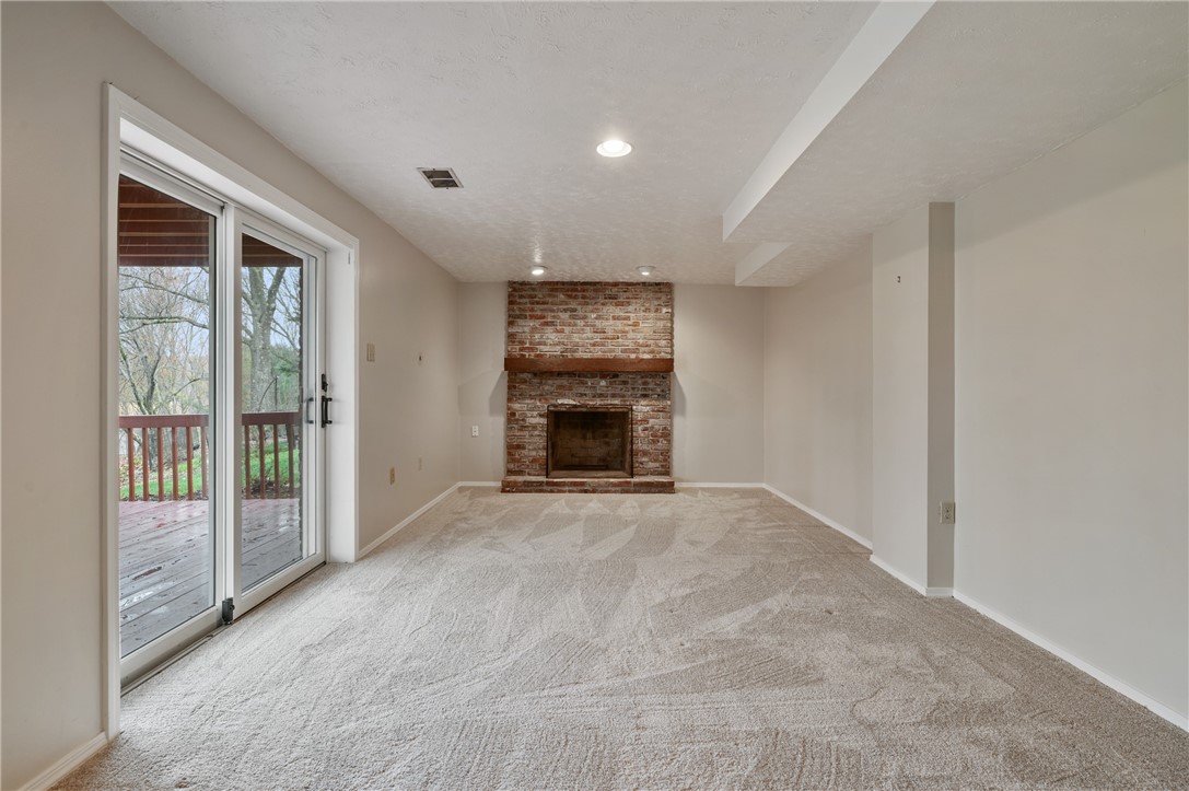 McCandless, Pennsylvania 15090, United States, 4 Bedrooms Bedrooms, ,3 BathroomsBathrooms,Residential,Active,105316