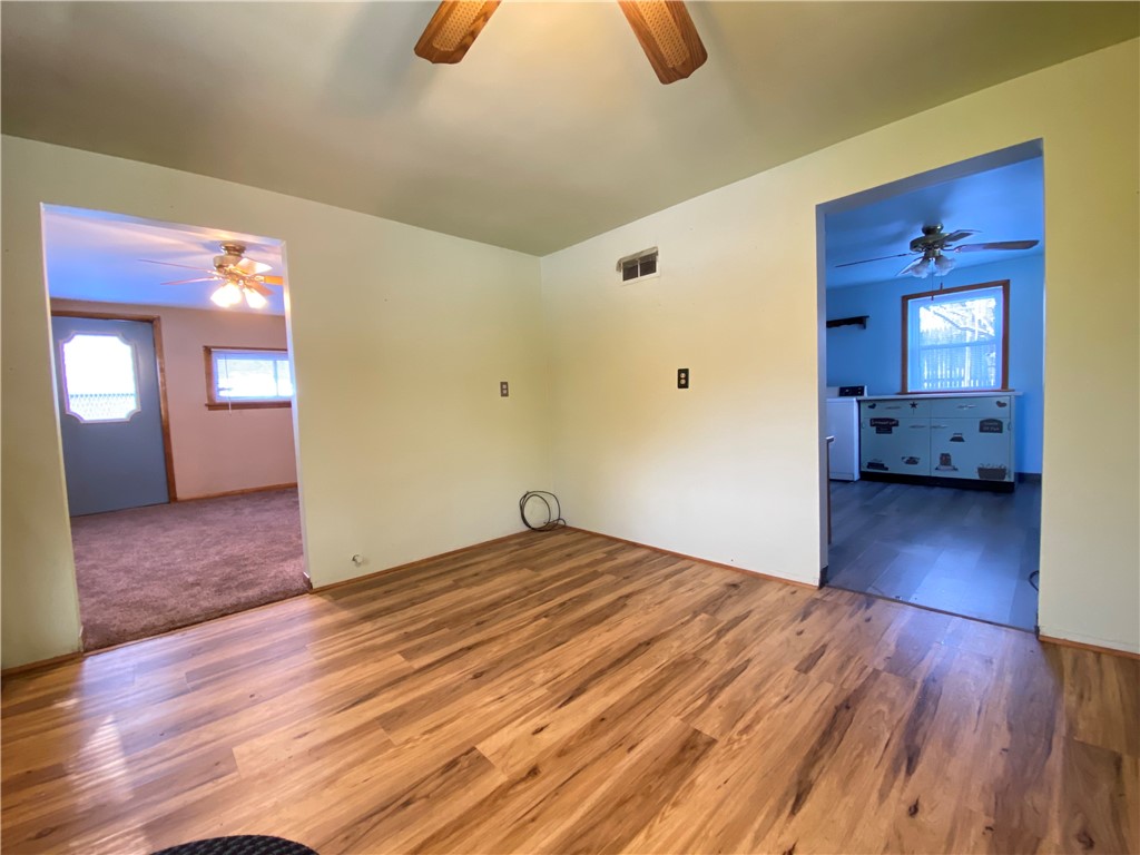 Hempfield Twp - Mer, Pennsylvania 16125, United States, 1 Bedroom Bedrooms, ,2 BathroomsBathrooms,Residential,Contingent,18375