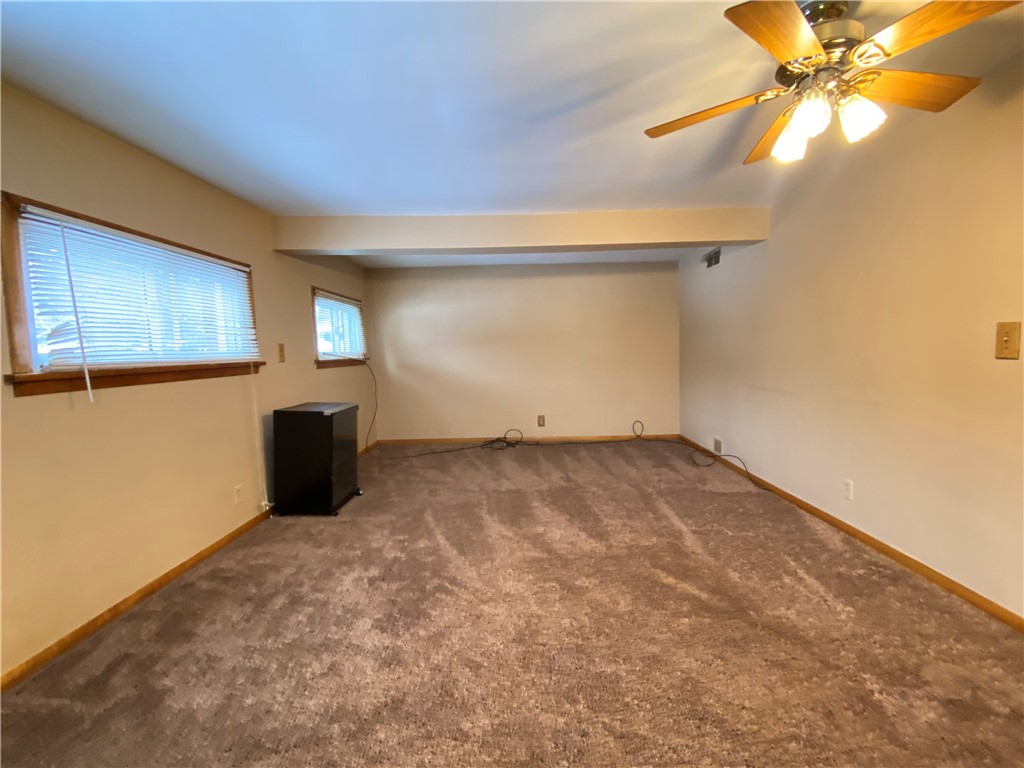 Hempfield Twp - Mer, Pennsylvania 16125, United States, 1 Bedroom Bedrooms, ,2 BathroomsBathrooms,Residential,Contingent,18375