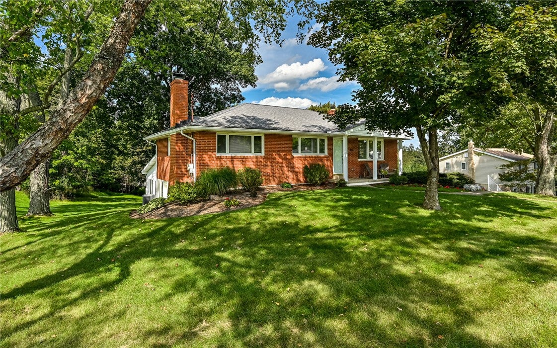 401 N Pine Cir