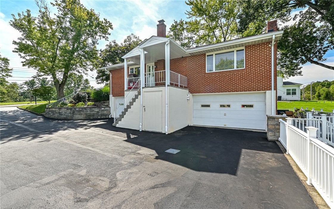 401 N Pine Cir