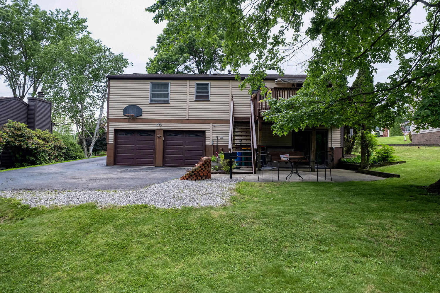 105 Nanton Way