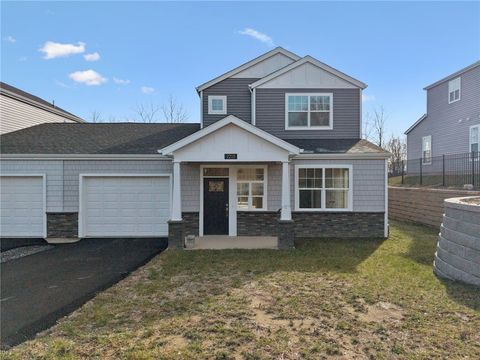Photo of 2215 Lebanon Dr, Mckeesport, PA 15135 (MLS # 1736507)