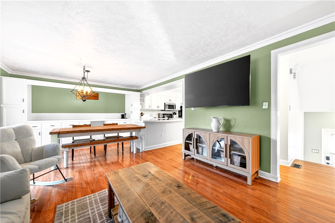 2202 Timberglen Drive