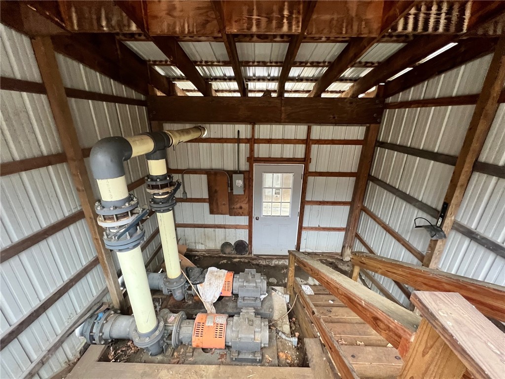 Franklin, Pennsylvania 16323, United States, ,Commercial,Active,23906