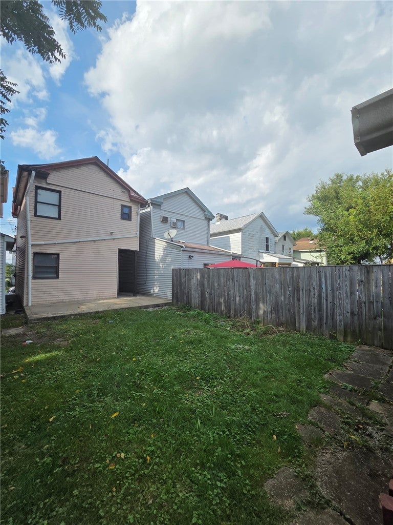 232 E 18th Ave