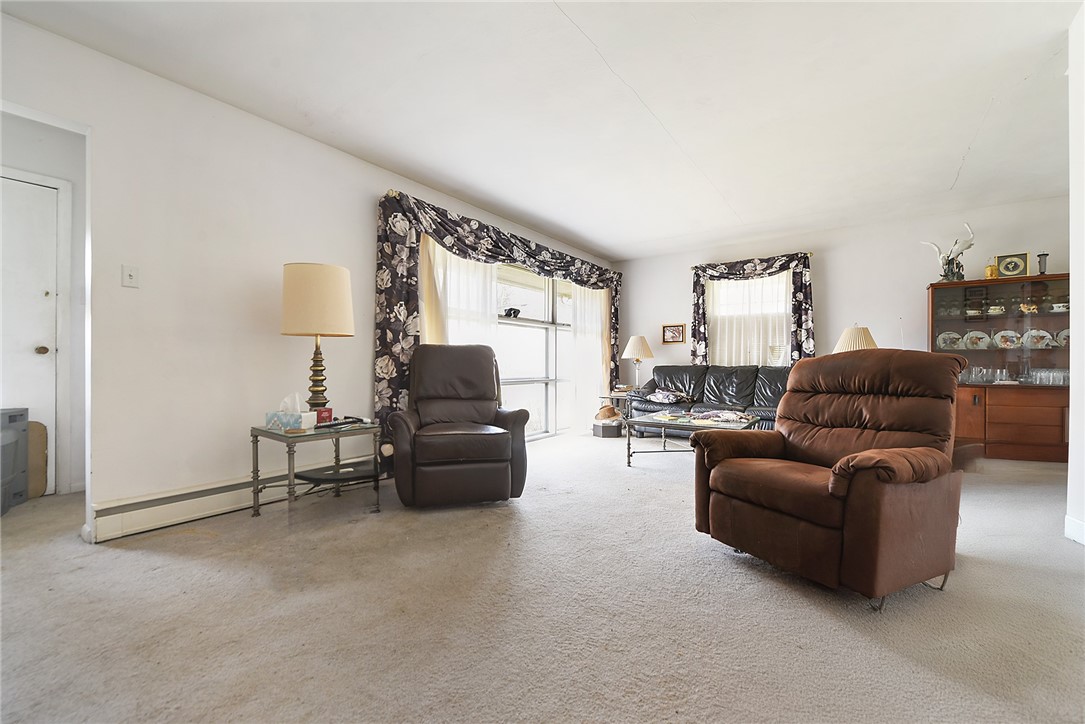 3106 Muse Ln Ln, White Oak, Pennsylvania image 2