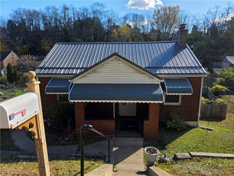 1607 Sylvan Ave West Mifflin PA 15122