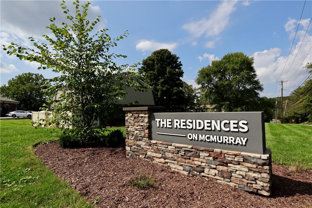 Canonsburg, Pennsylvania 15317, United States, 2 Bedrooms Bedrooms, ,2 BathroomsBathrooms,Residential,Active,82632