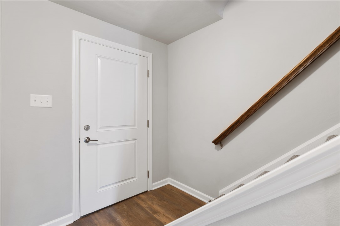 Canonsburg, Pennsylvania 15317, United States, 2 Bedrooms Bedrooms, ,2 BathroomsBathrooms,Residential,Active,82632