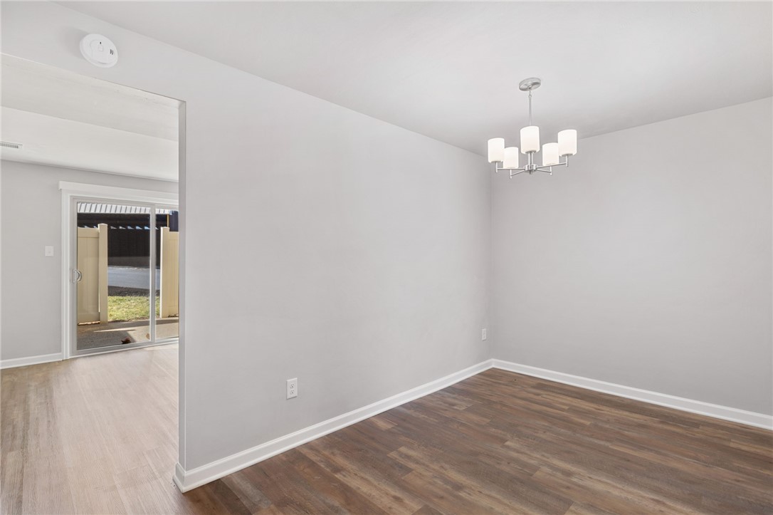 Canonsburg, Pennsylvania 15317, United States, 2 Bedrooms Bedrooms, ,2 BathroomsBathrooms,Residential,Active,82632