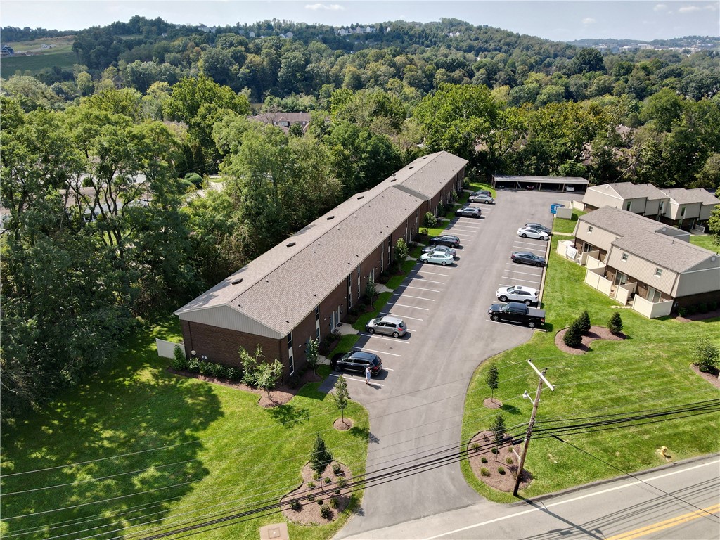 Canonsburg, Pennsylvania 15317, United States, 2 Bedrooms Bedrooms, ,2 BathroomsBathrooms,Residential,Active,82632