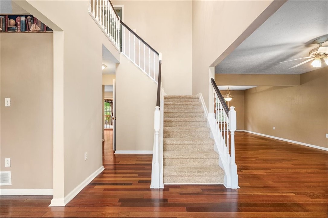 260 Fox Meadow Dr