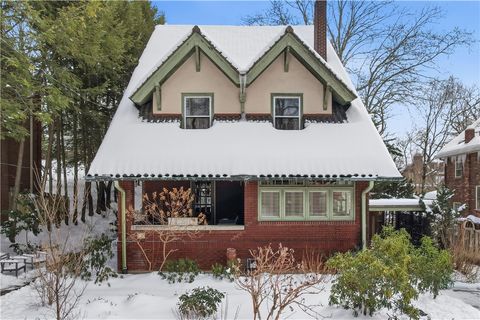 151 W Hutchinson Regent Square PA 15218