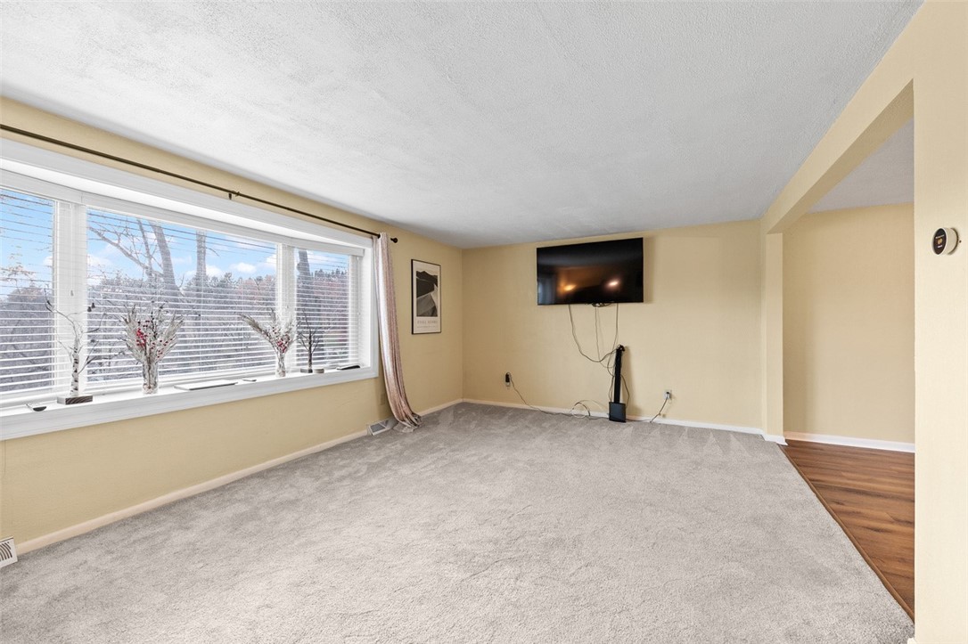 Salem Twp, Pennsylvania 15601, United States, 4 Bedrooms Bedrooms, ,3 BathroomsBathrooms,Residential,Active,243951