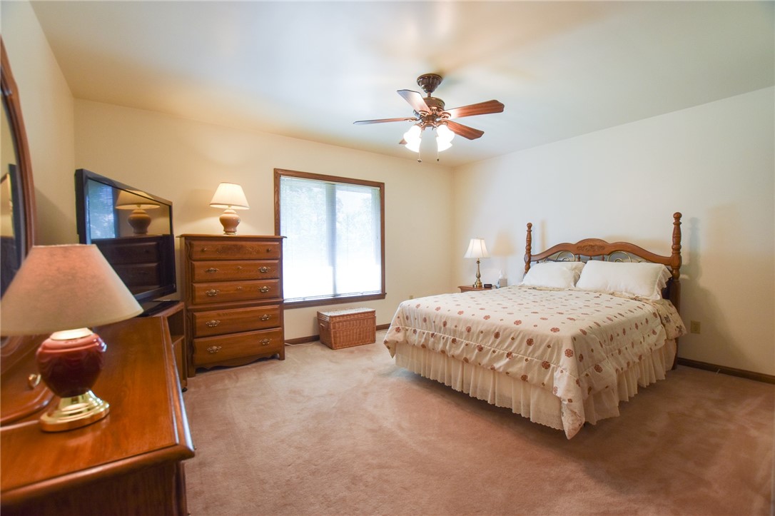 Twp Of But SW, Pennsylvania 16002, United States, 4 Bedrooms Bedrooms, ,4 BathroomsBathrooms,Residential,Contingent,56521