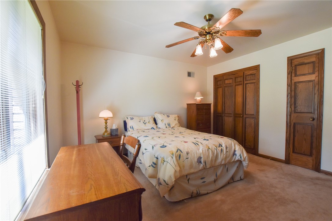 Twp Of But SW, Pennsylvania 16002, United States, 4 Bedrooms Bedrooms, ,4 BathroomsBathrooms,Residential,Contingent,56521