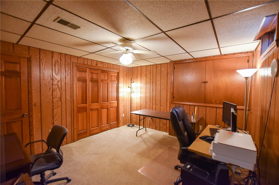 Twp Of But SW, Pennsylvania 16002, United States, 4 Bedrooms Bedrooms, ,4 BathroomsBathrooms,Residential,Contingent,56521