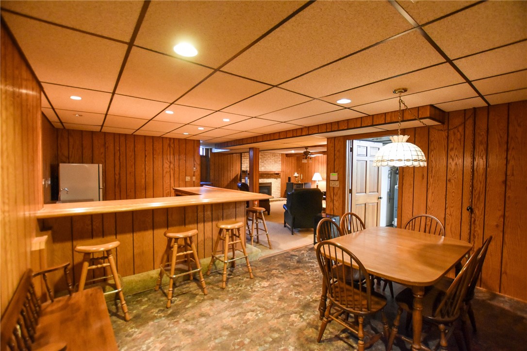 Twp Of But SW, Pennsylvania 16002, United States, 4 Bedrooms Bedrooms, ,4 BathroomsBathrooms,Residential,Contingent,56521