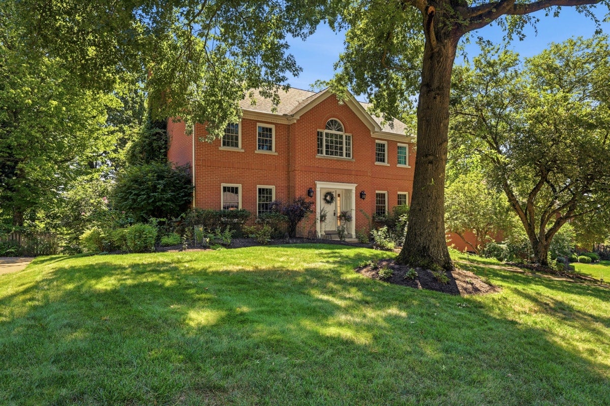 2689 Timberglen Drive