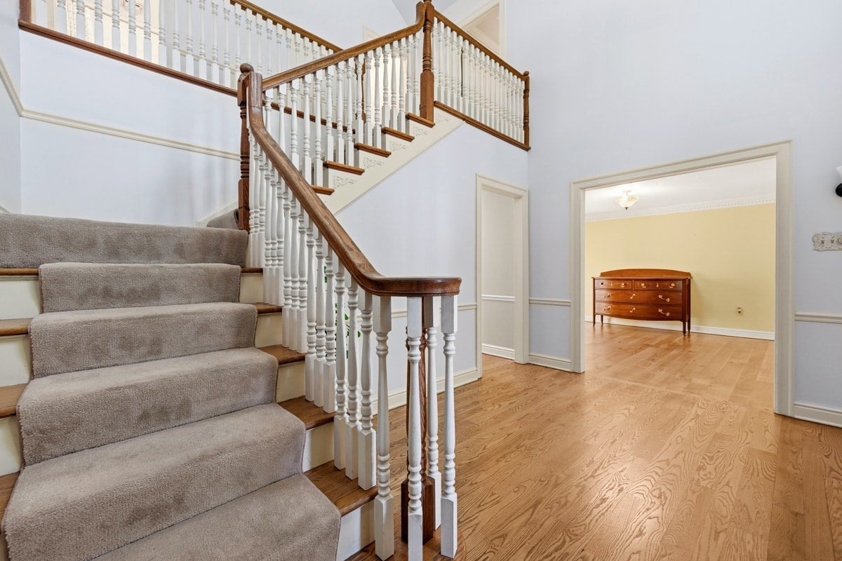 2689 Timberglen Drive