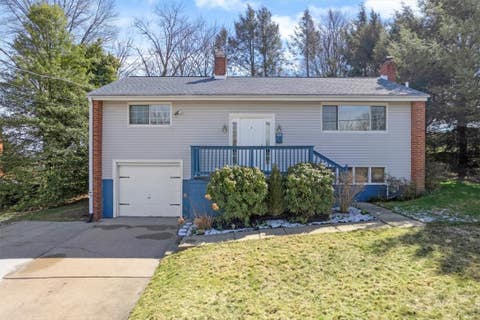 Photo for 104 Primrose Ave