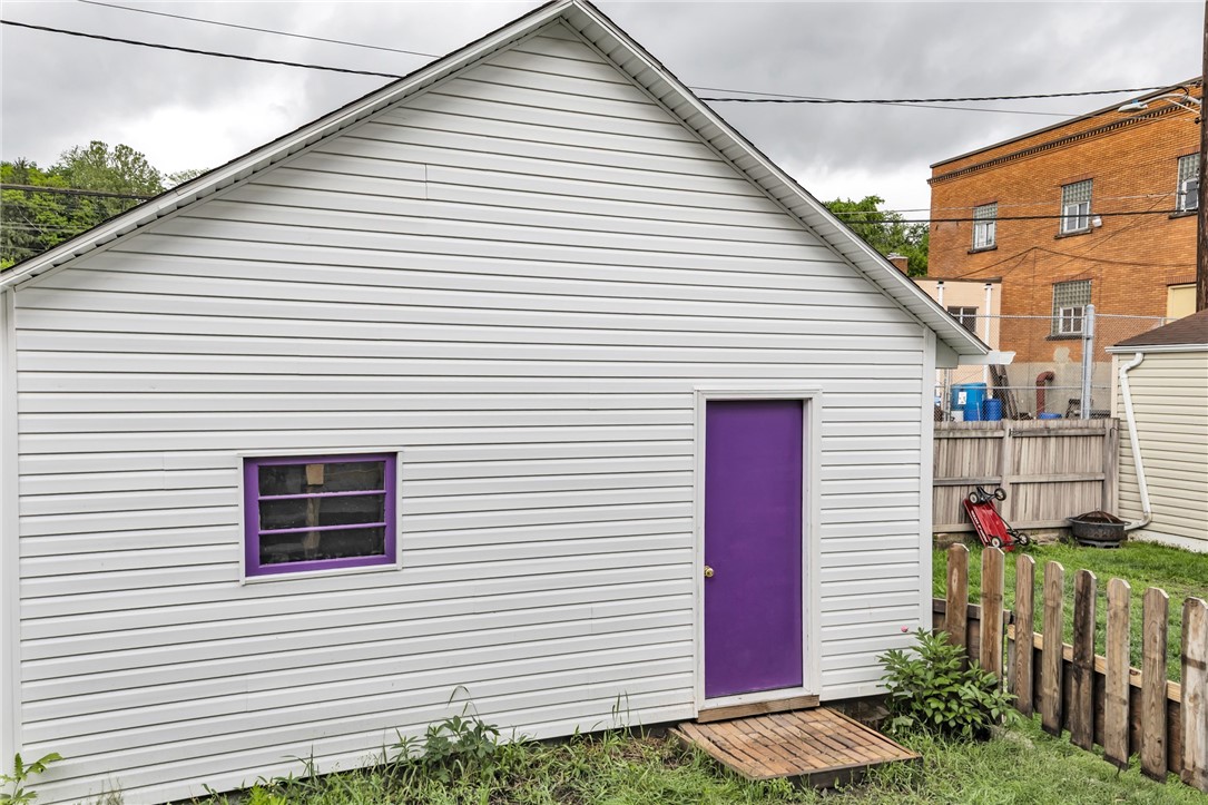 623 E 3rd Ave, Tarentum, Pennsylvania image 3