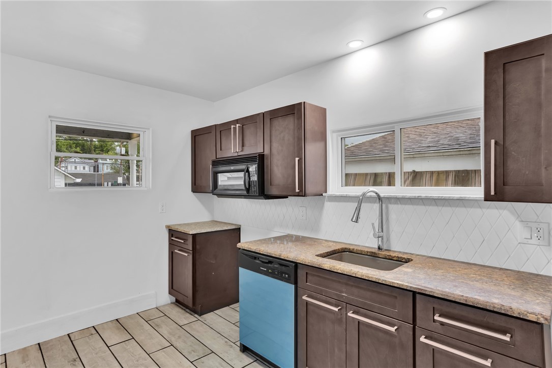 623 E 3rd Ave, Tarentum, Pennsylvania image 24