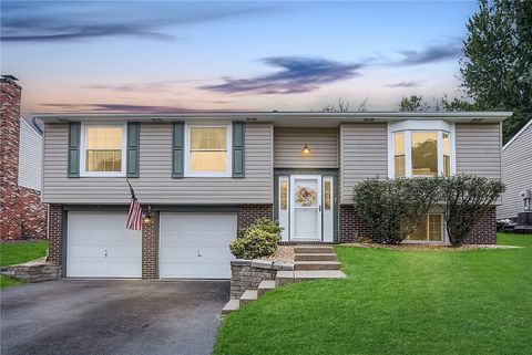 Photo of 6574 Zupancic Dr, Pittsburgh, PA 15236 (MLS # 1725726)