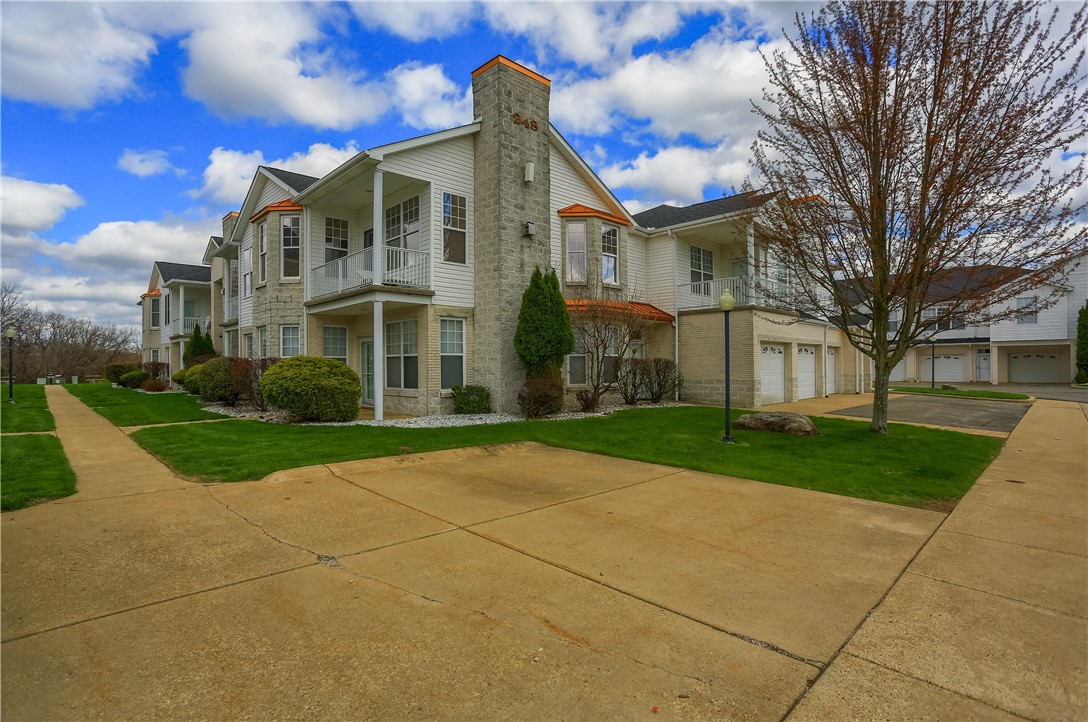 248 Adams Pointe Blvd 1