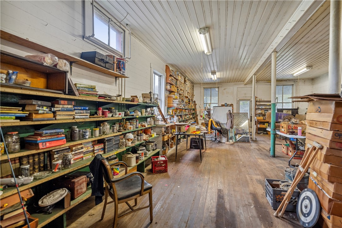 Amwell, Pennsylvania 15301, United States, 3 Bedrooms Bedrooms, ,2 BathroomsBathrooms,Residential,Active,40870