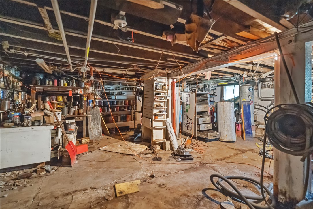 Amwell, Pennsylvania 15301, United States, 3 Bedrooms Bedrooms, ,2 BathroomsBathrooms,Residential,Active,40870