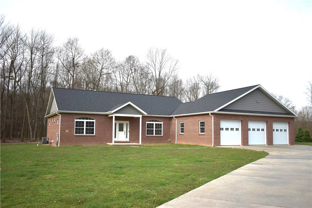 Twp Of But SW, Pennsylvania 16002, United States, 3 Bedrooms Bedrooms, ,3 BathroomsBathrooms,Residential,Active,199212