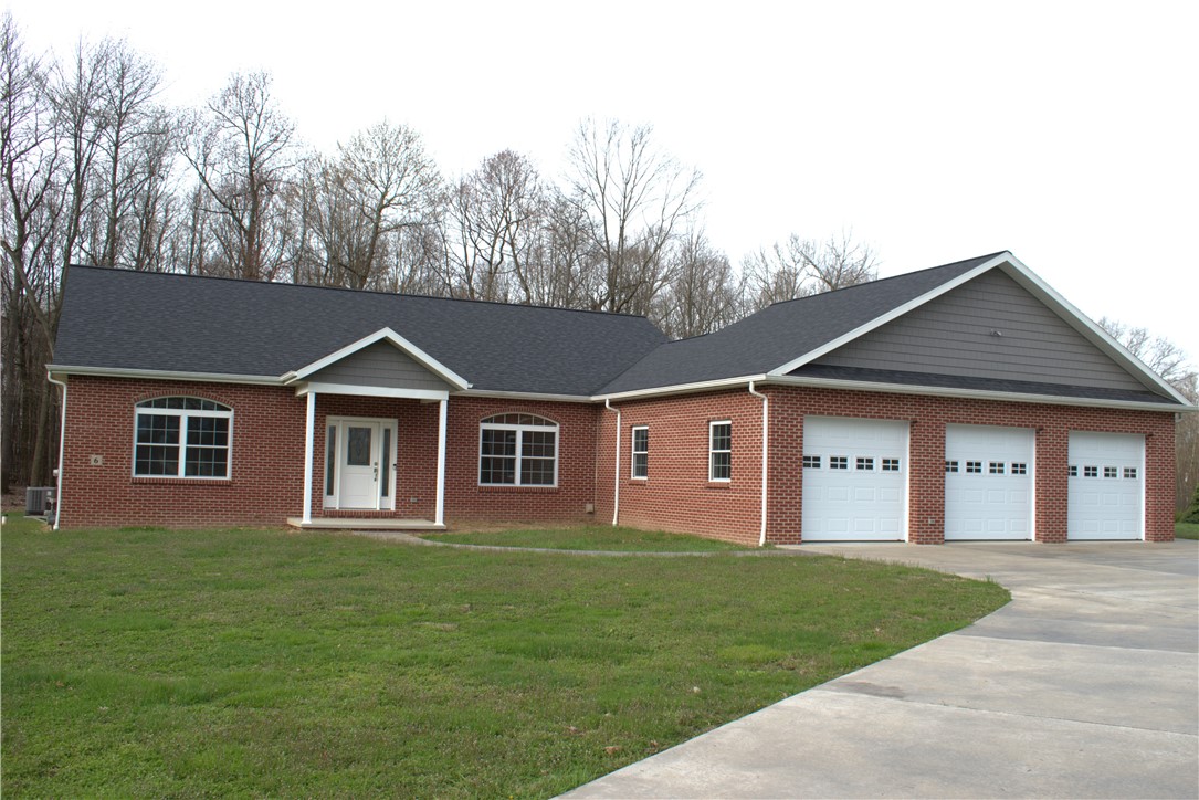 Twp Of But SW, Pennsylvania 16002, United States, 3 Bedrooms Bedrooms, ,3 BathroomsBathrooms,Residential,Active,199212