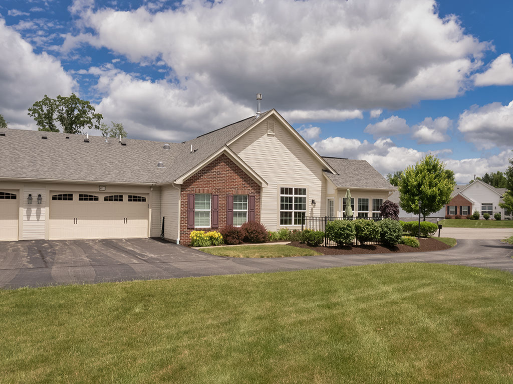 6051 Laurel Court
