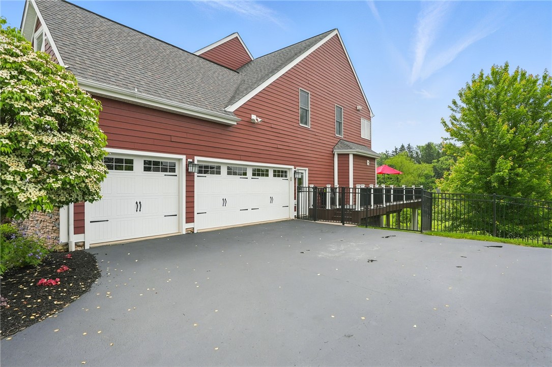 1603 Briarwood Dr