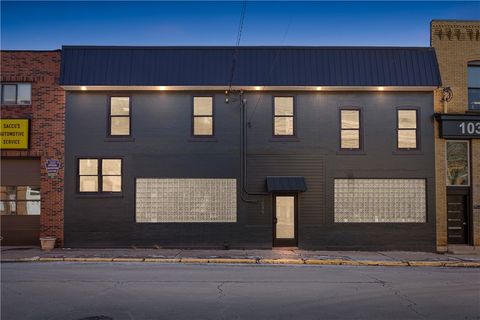 Photo of 1045 N Canal St, Pittsburgh, PA 15215 (MLS # 1739843)