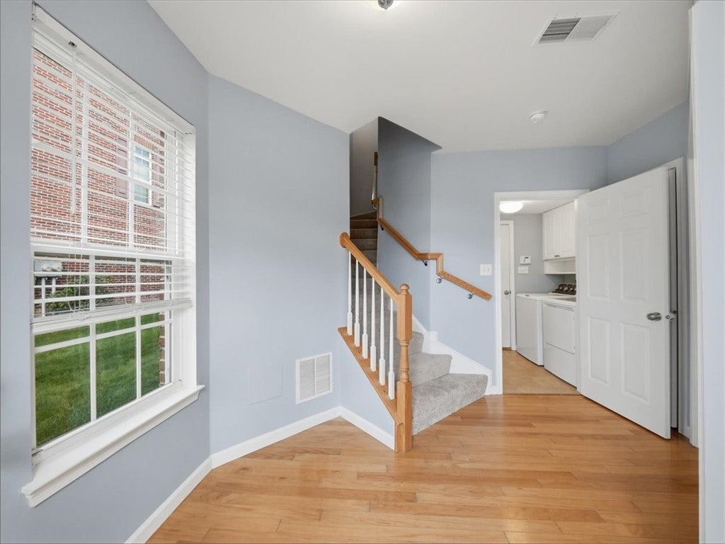 400 Fairgate Dr