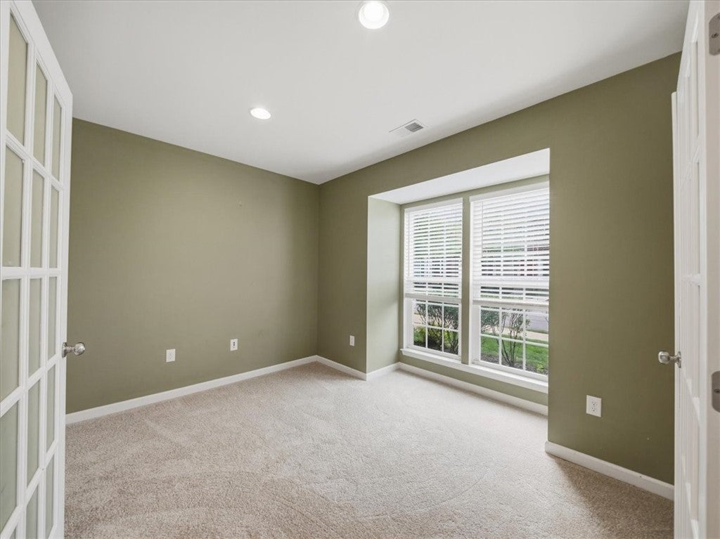 400 Fairgate Dr