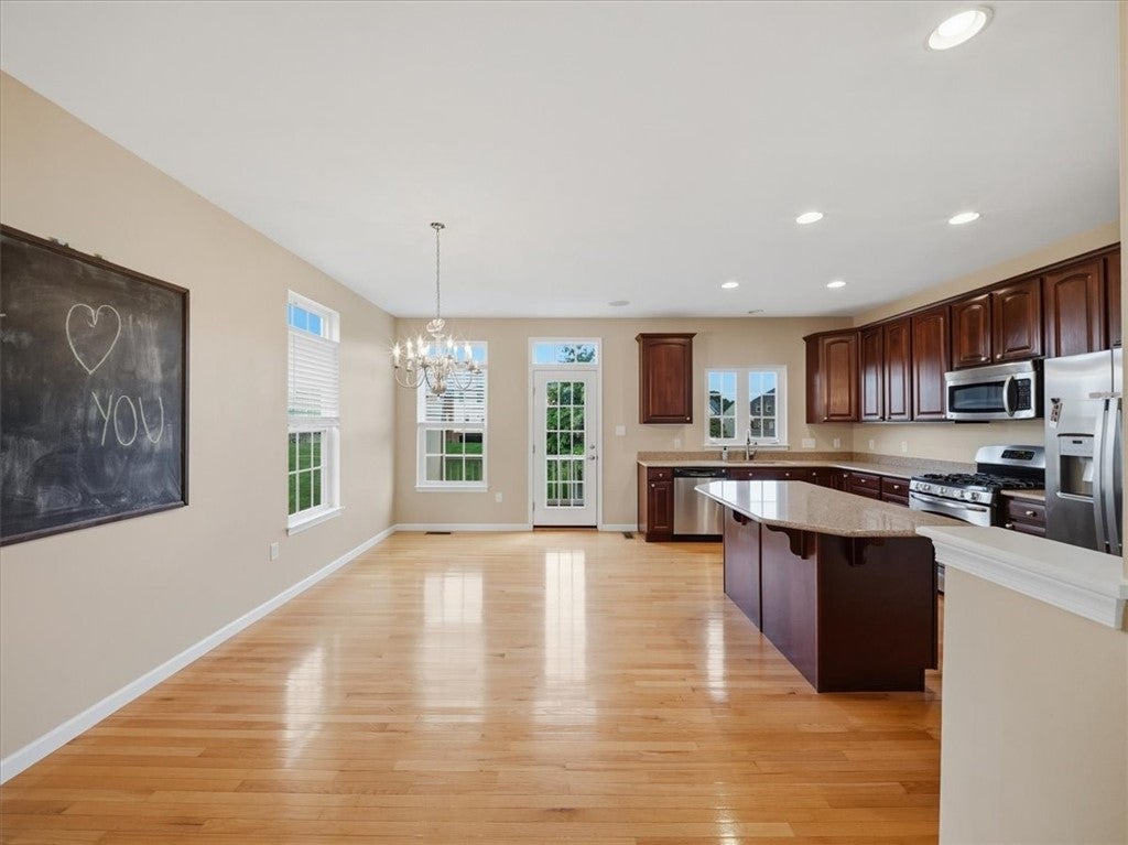 400 Fairgate Dr