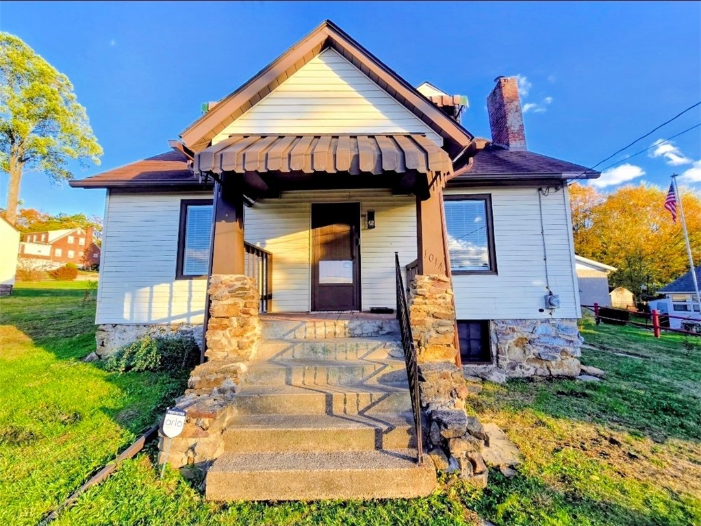 1014 N 4th St