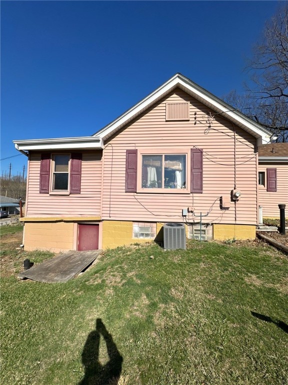 110 Sharp St St, Clairton, Pennsylvania image 37