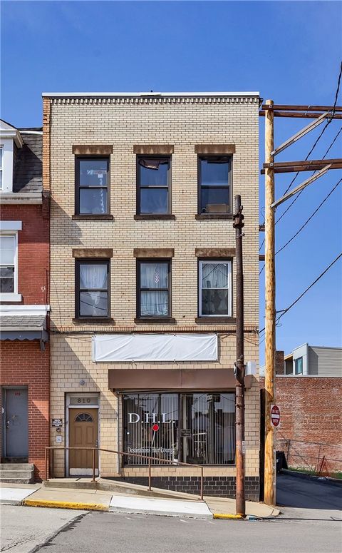 Photo of 810 Amity St, Homestead, PA 15120 (MLS # 1750670)