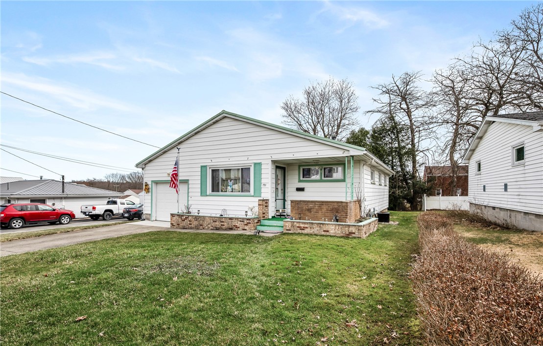 791 Crowder Ave Ave, Sharon, Pennsylvania image 1