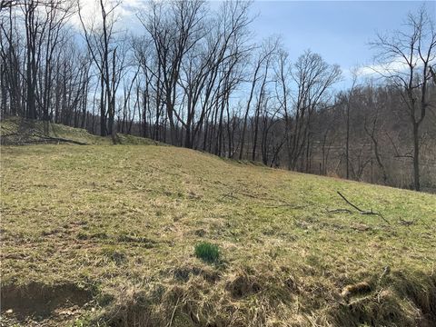 Photo of 2610 E Finley Dr, Claysville, PA 15323 (MLS # 1745535)