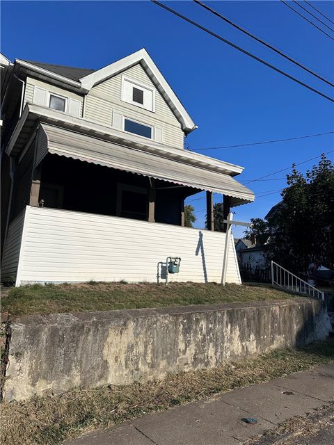 Multifamily For Sale - 1813 Duquesne Avenue Ave<br/> McKeesport, PA 15132