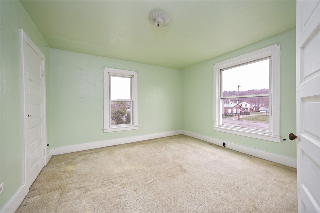 303 Railroad Street St, Elco, Pennsylvania image 21